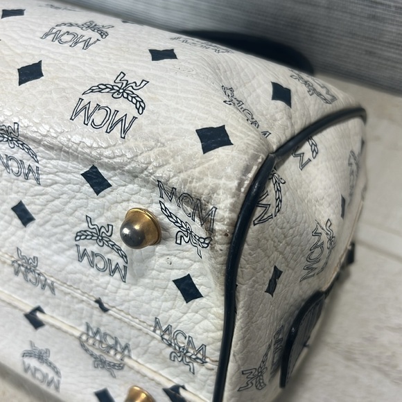 Congratulation to the WINNER!!!!!!✨MCM Givie✨ Live show 9pm EST Tonight!!! - Picture 8 of 16